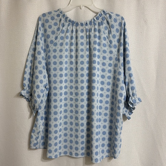 NWOT Ruby Rd Blue Patterned Women's Top. Size 1X - Picture 2 of 7